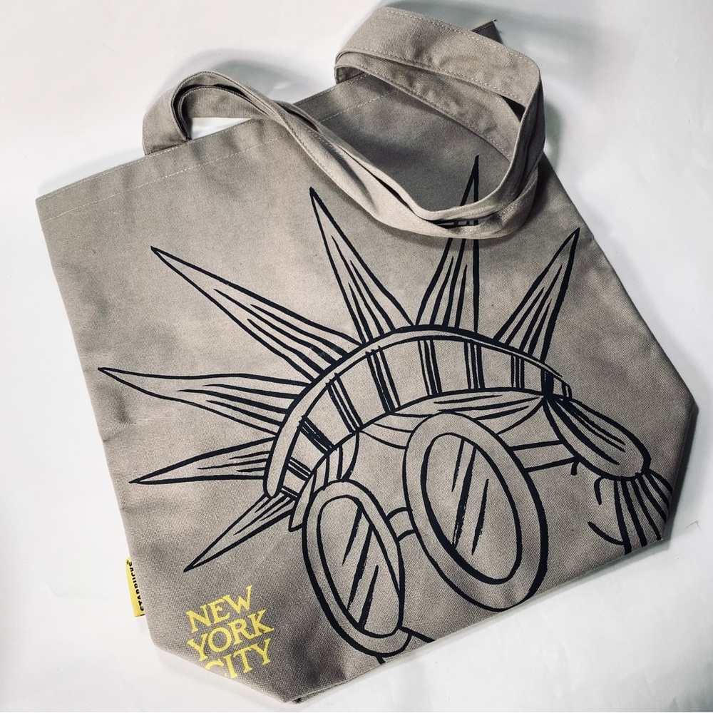 Starbucks New York City Statue of Liberty Gray Black Canvas Tote Bag